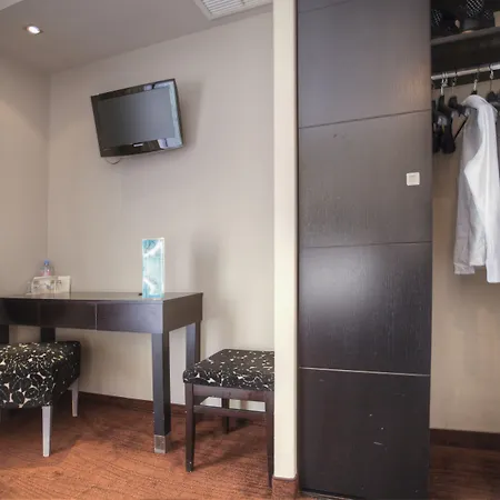 Baptistin 3* لو لا فاندو