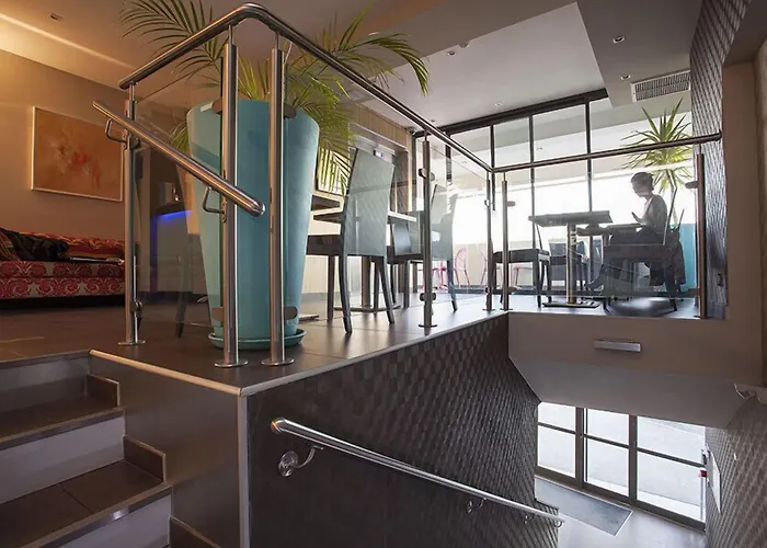 Отель Baptistin Ле-Лаванду