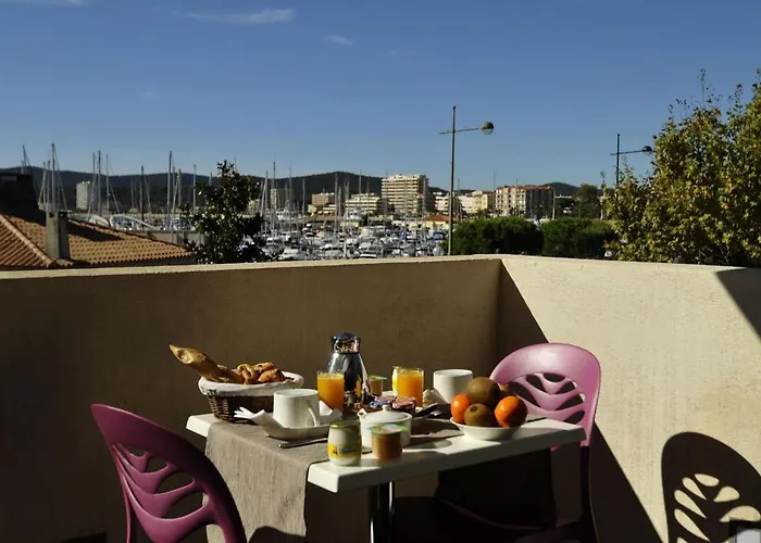 Отель Baptistin