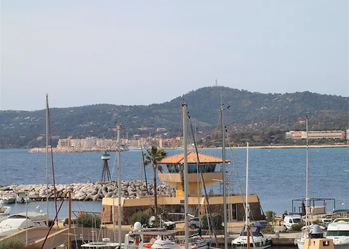 Отель Baptistin 3*