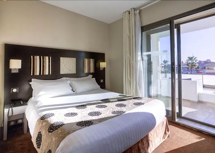 Hotel Baptistin Le Lavandou