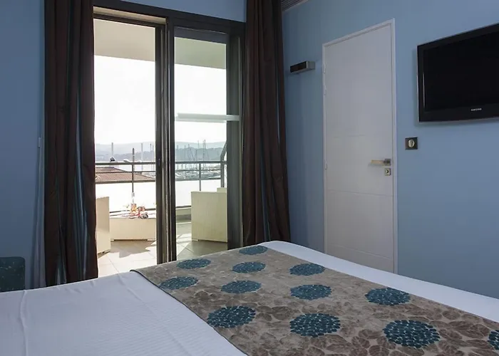 Baptistin Hotel Le Lavandou